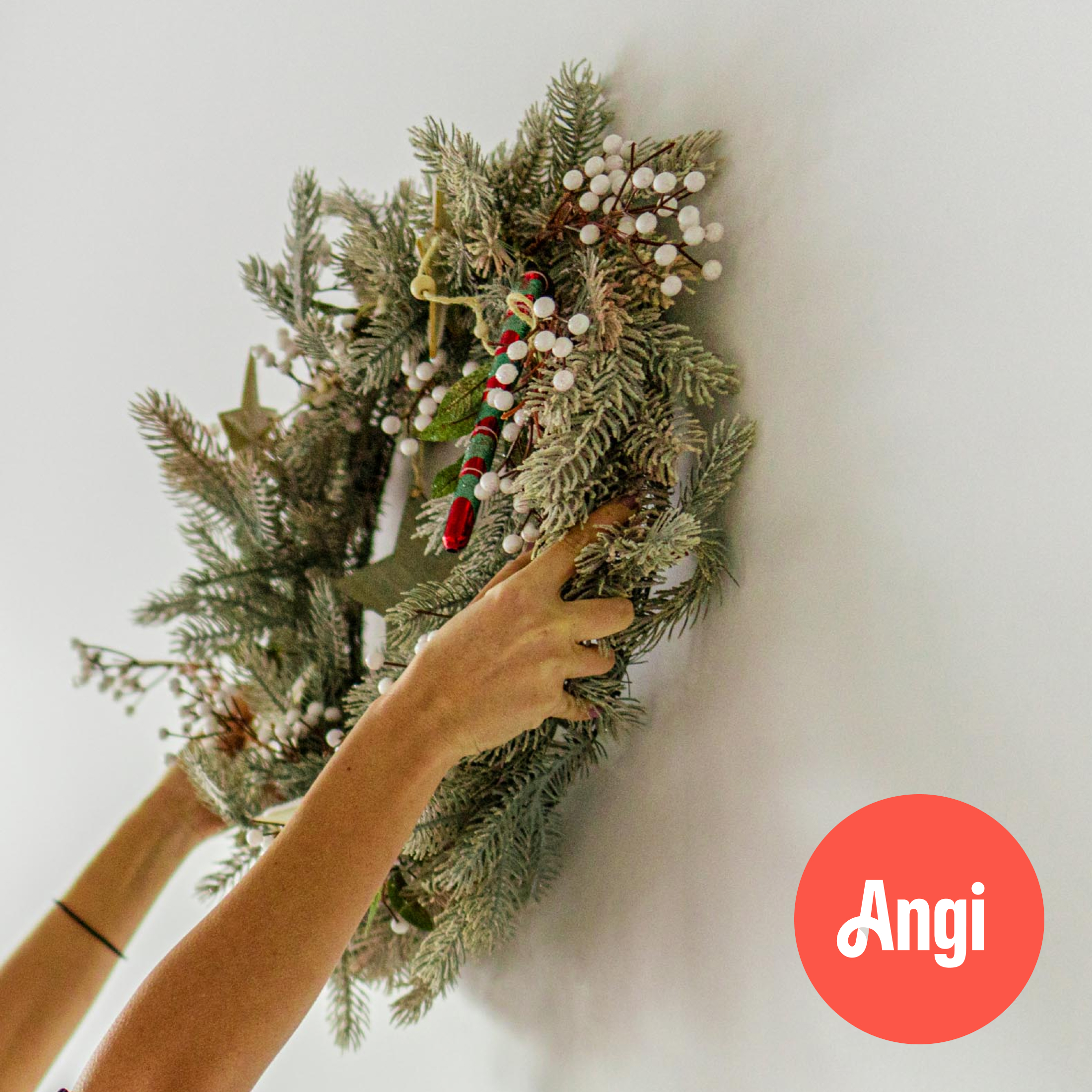 Christmas Decor Help Service (3 Hours)