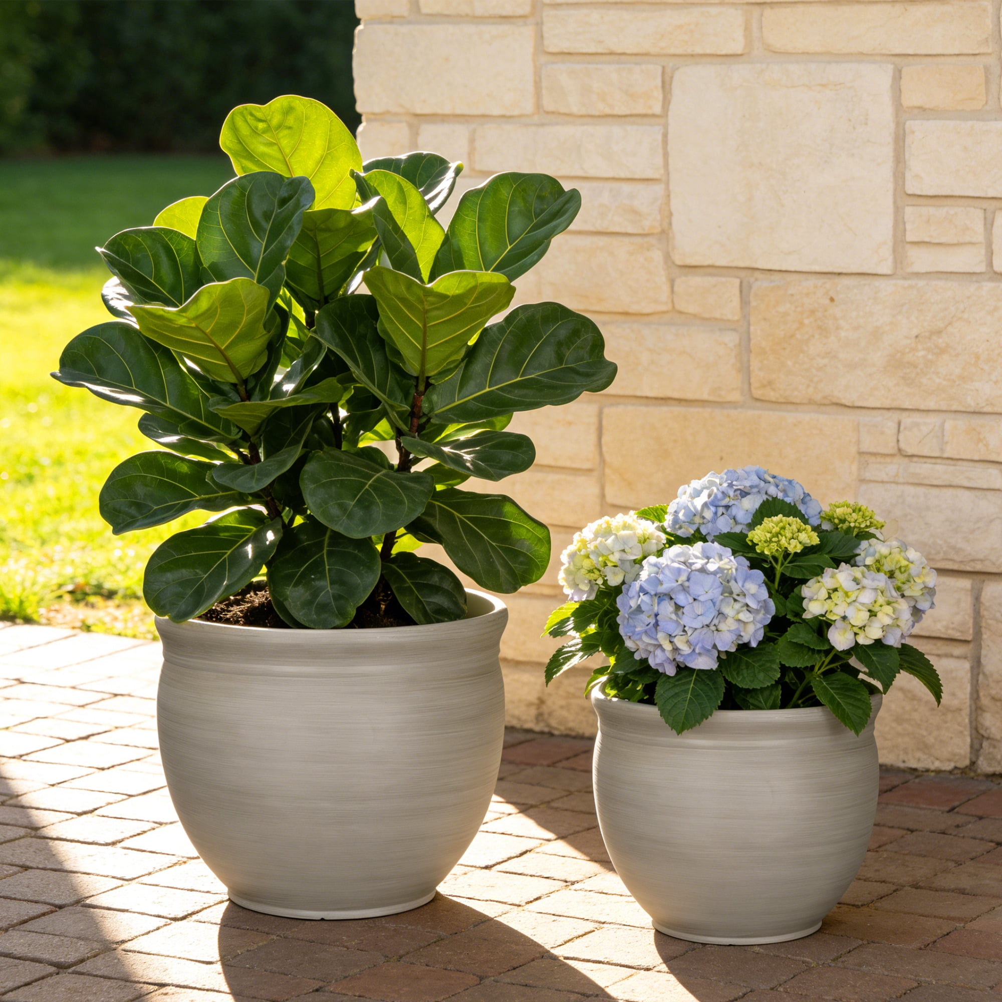 Mainstays Sienna 19.9" x 19.9" x 16.7" Round Birch Gray 100% Recycled Resin Planter