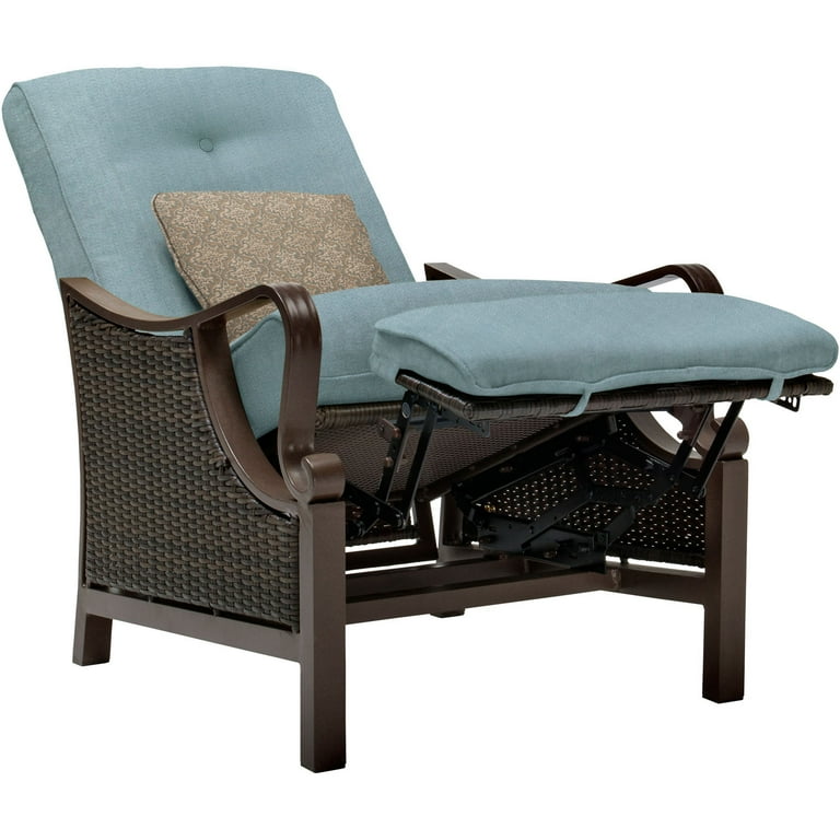 Hanover Ventura Steel Outdoor Patio Woven Luxury Recliner with Brown Wicker Ocean Blue Cushions and Pillow VENTURAREC BLU