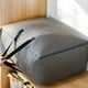 thumbnail image 5 of Xihbxyly Bolsa de Almacenamiento de Tela Grande, Gran Capacidad para Colchas y Ropa, Cremalleras Resistentes, Asas Reforzadas, Organizador Versátil para El Hogar, La Oficina y Viajes, Tamaño 73 X 54, 5 of 7