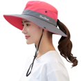 thumbnail image 1 of Chapeau d'Été en Maille à Large Bord Protection Solaire UV pour Femmes avec Trou pour Queue de Cheval, 1 of 7