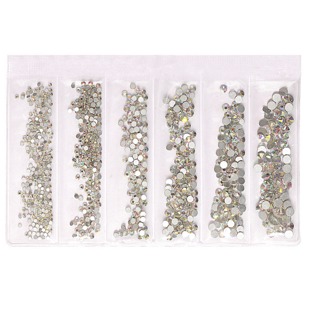 Diamantes de imitación de cristal con parte posterior plana de varios tamaños