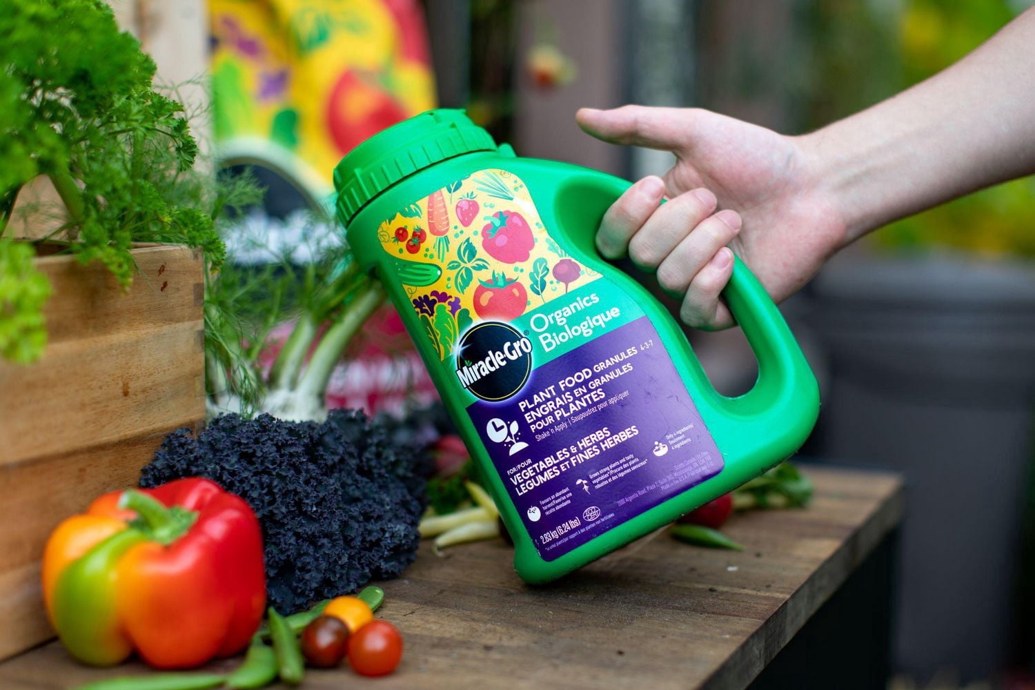 Miracle-Gro Organics Plant Food Granules 4-3-7 1.8kg