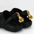 thumbnail image 2 of 2 UNIDS Decoración de Zapatos Bolas de Plástico/Resina Clips de Zapatos Accesorios Divertidos Distintivos para Regalos de Navidad Oro, 2 of 5