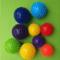 thumbnail image 2 of Pelota de PVC para pinchazos, masajes, puntos de acupuntura, agarre, fascia de uñas puntiagudas, pelota de yoga, pelota de fitness, pelota de erizo, 7,5 cm y 9,5 cm, 2 of 5