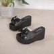 thumbnail image 5 of Amzcrzy Zapatos de mujer,Zapatos de mujer,Zapatillas de mujer, Zapatos de mujer con tacón inclinado, lentejuelas y lazo de suela gruesa con zapatillas de playa transpirables Sandalias Mujer Zapatilla, 5 of 6