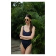 thumbnail image 4 of Lentes de Sol INVICTA EYEWEAR Mujer de color Amarillo, 4 of 4