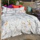 thumbnail image 1 of Clori Raso Juego de cama de 4 piezas, 1 of 5