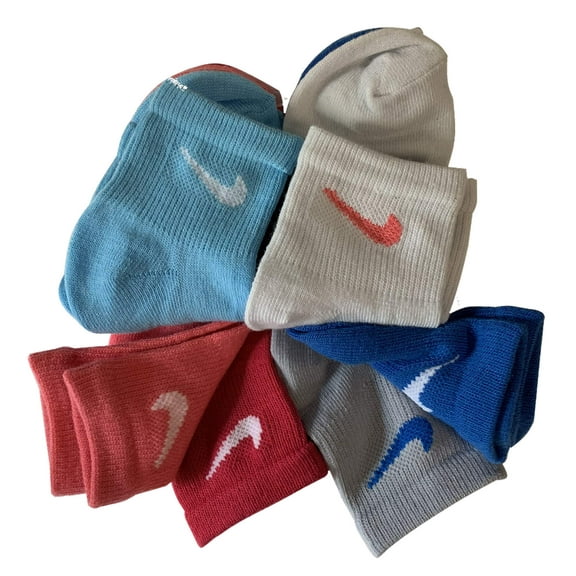 Nike Little Girl's Quarter Socks Shoe Size 10C-3Y/5-7 Sock Size Assorted
