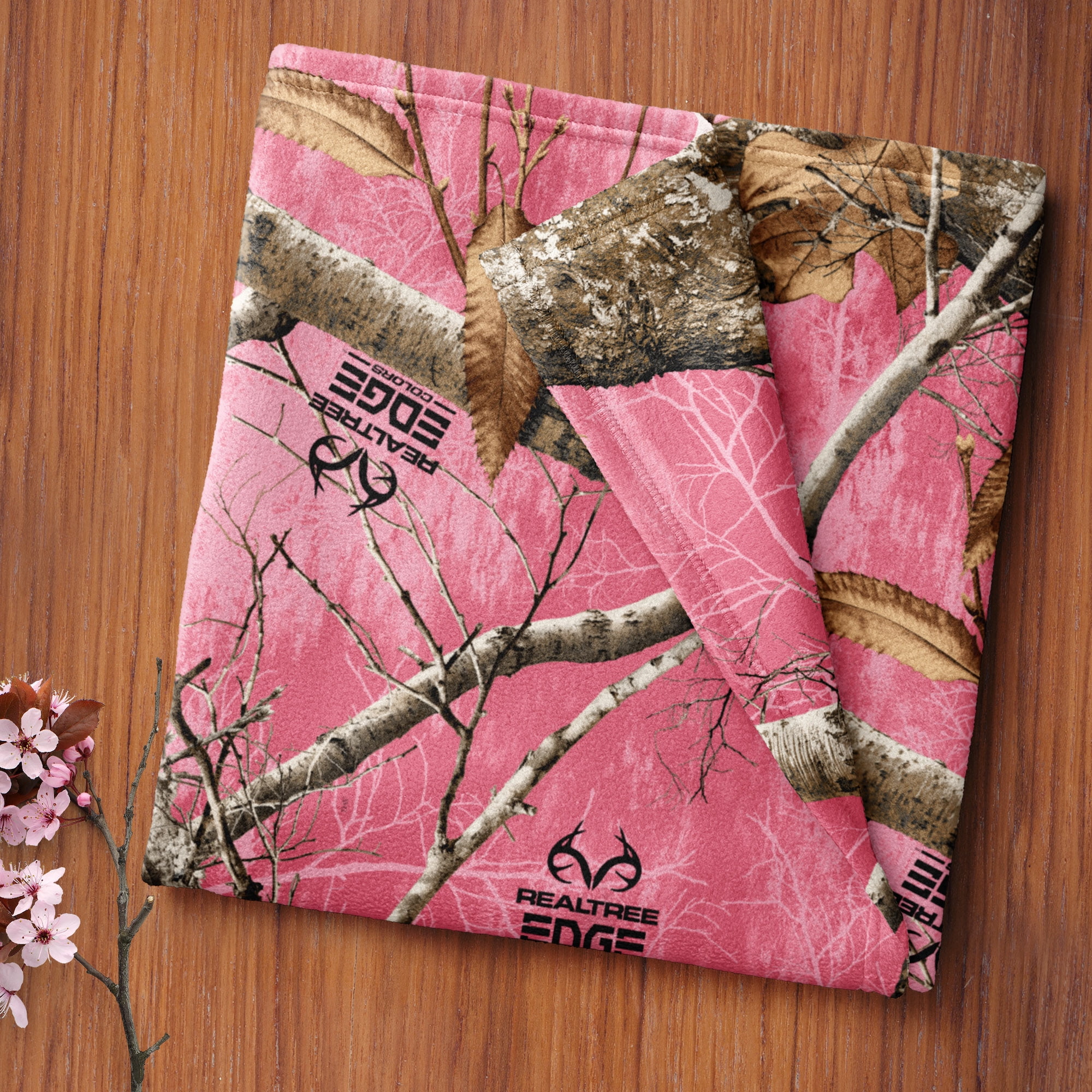 Real Tree 60" X 1.5 Yd 100% Polyester Anti-Pill Fleece Edge 1 Camo Sewing & Craft Fabric Precut, Pink