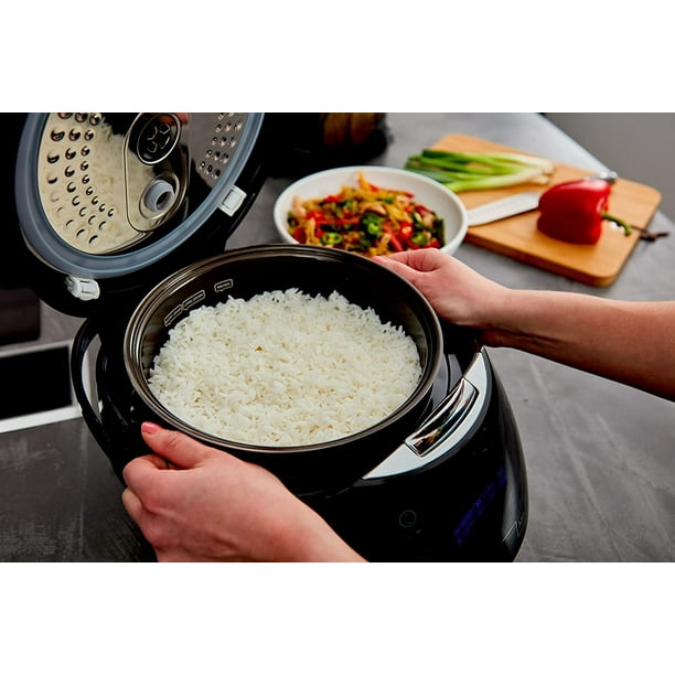 Yum Asia - Our Panda mini rice cookersmall, versatile