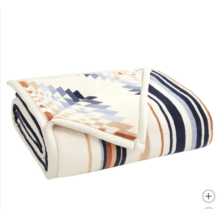 Pendleton, Reversible Plush Throw, 50