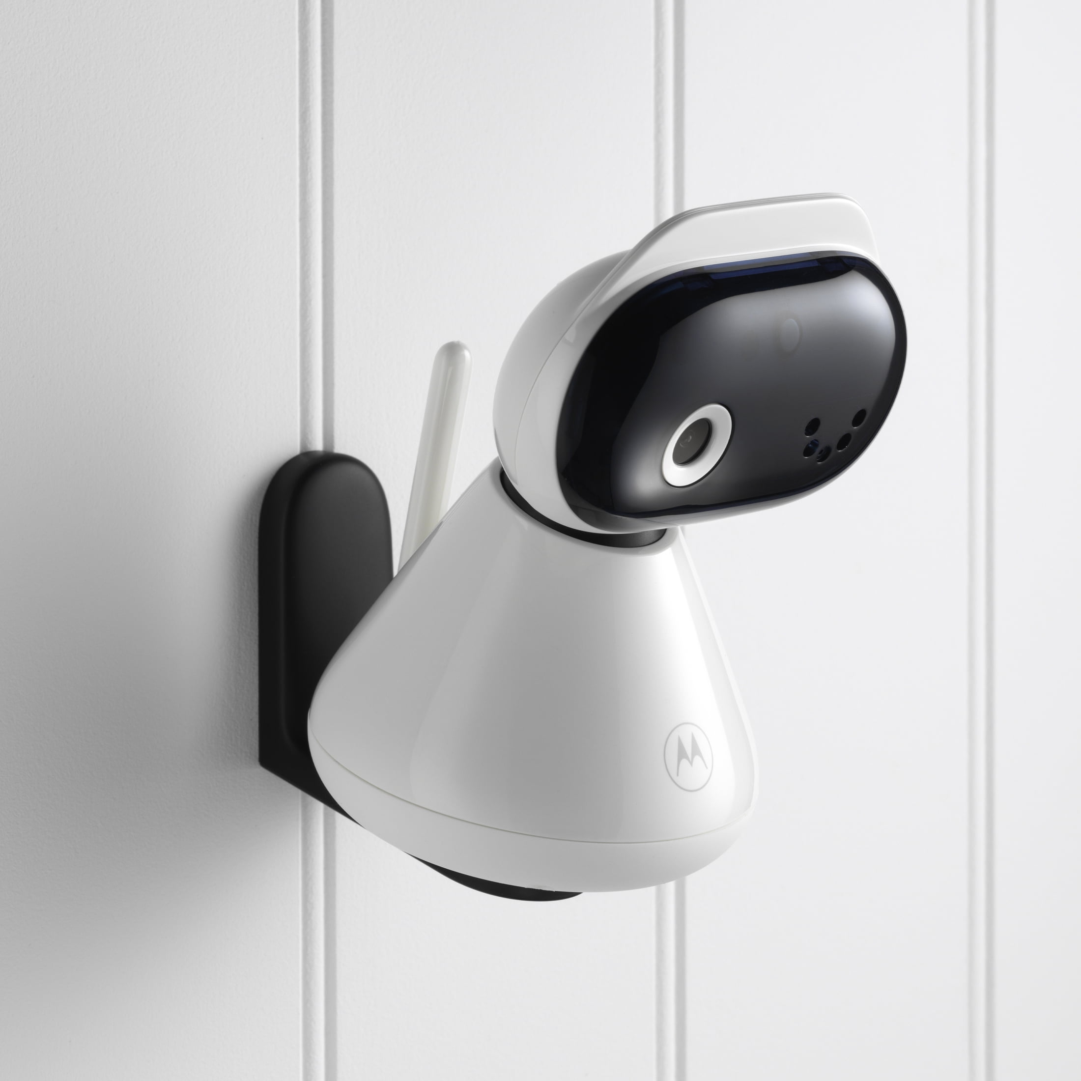 Motorola Baby Monitor PIP1500 Connect - 5" Wi-Fi Video Monitor with Camera, Wall Mount, HD 1080p, Smart Phone Nursery App, 1000 ft Range, 2-Way Talk, Night Vision, White