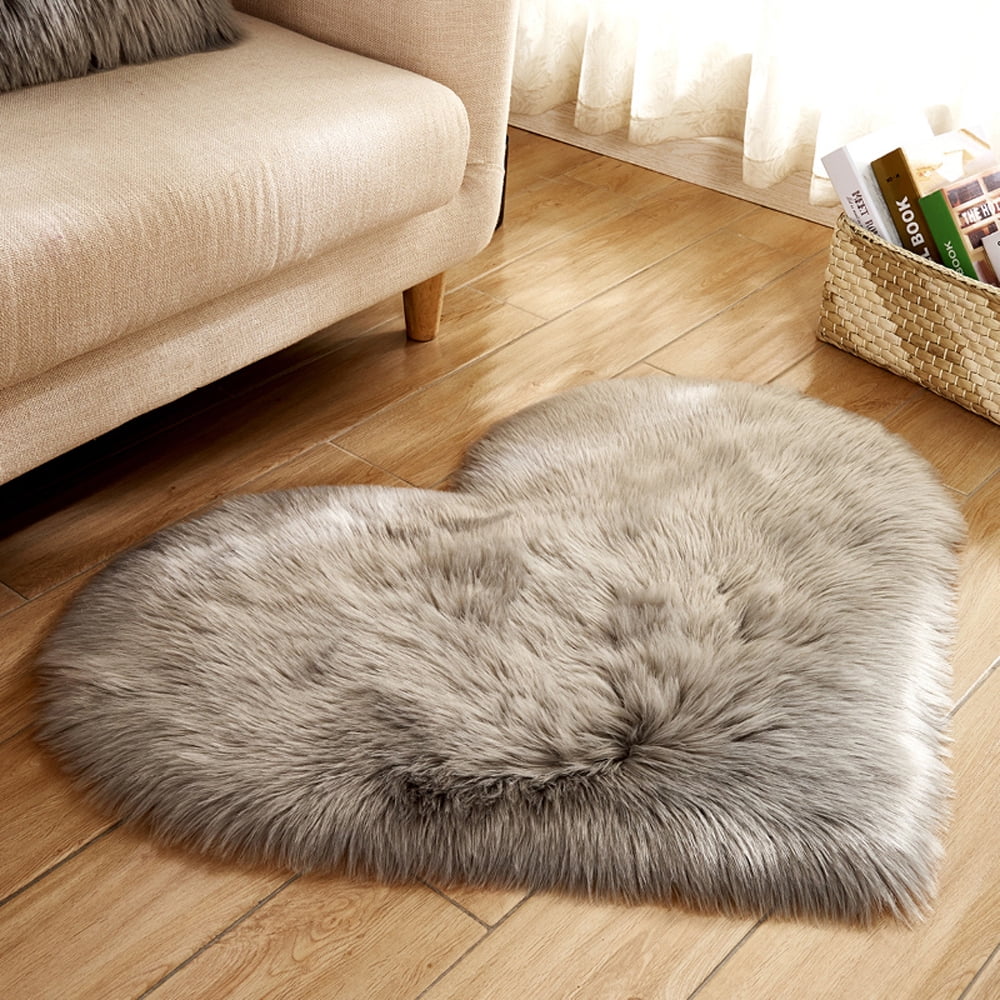 Heart Shape Rug Shaggy Floor Mat Soft Faux Fur Home Bedroom Hairy Carpet 30*40cm 