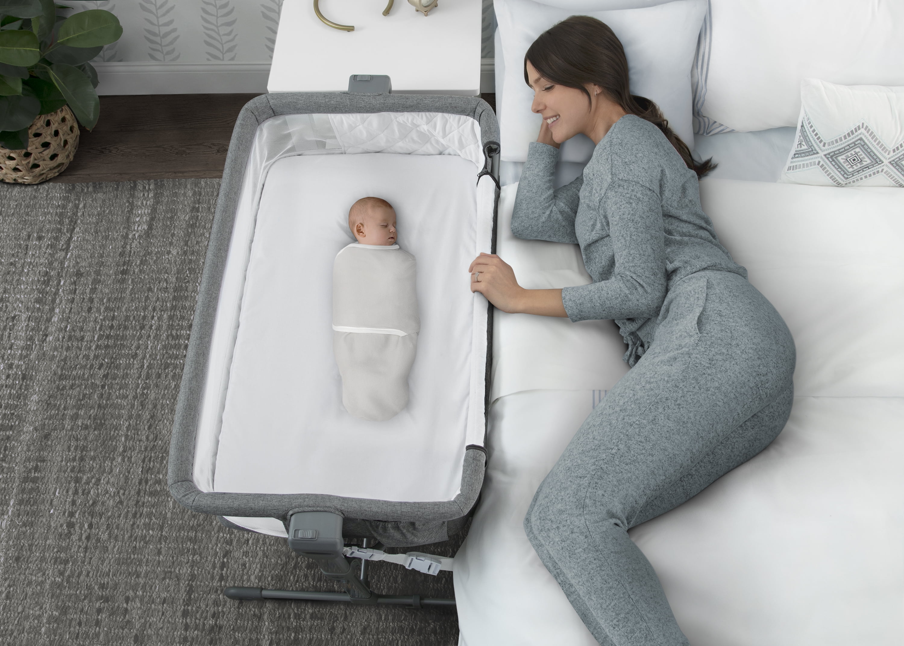 Delta Children Close2Me Bedside Baby Bassinet Sleeper with Breathable Mesh and Adjustable Heights - Lightweight Portable Crib, Grey