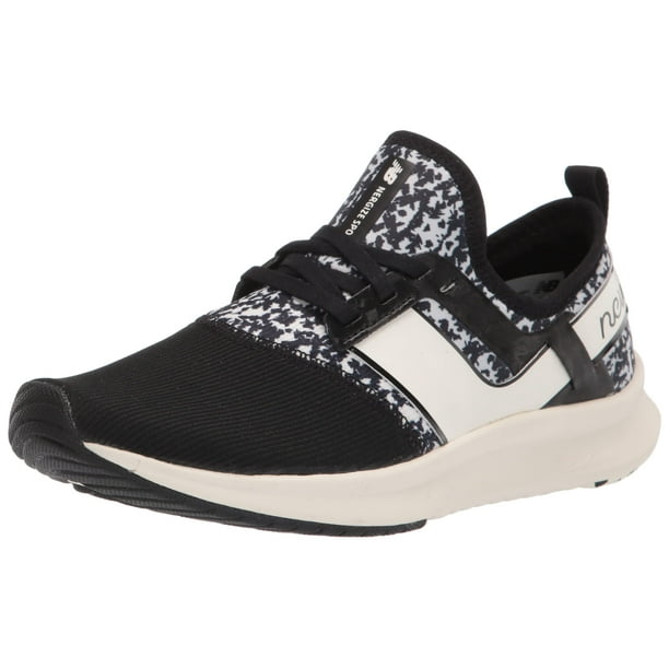 Women's fuelcore nergize shop v1 cross trainer disney