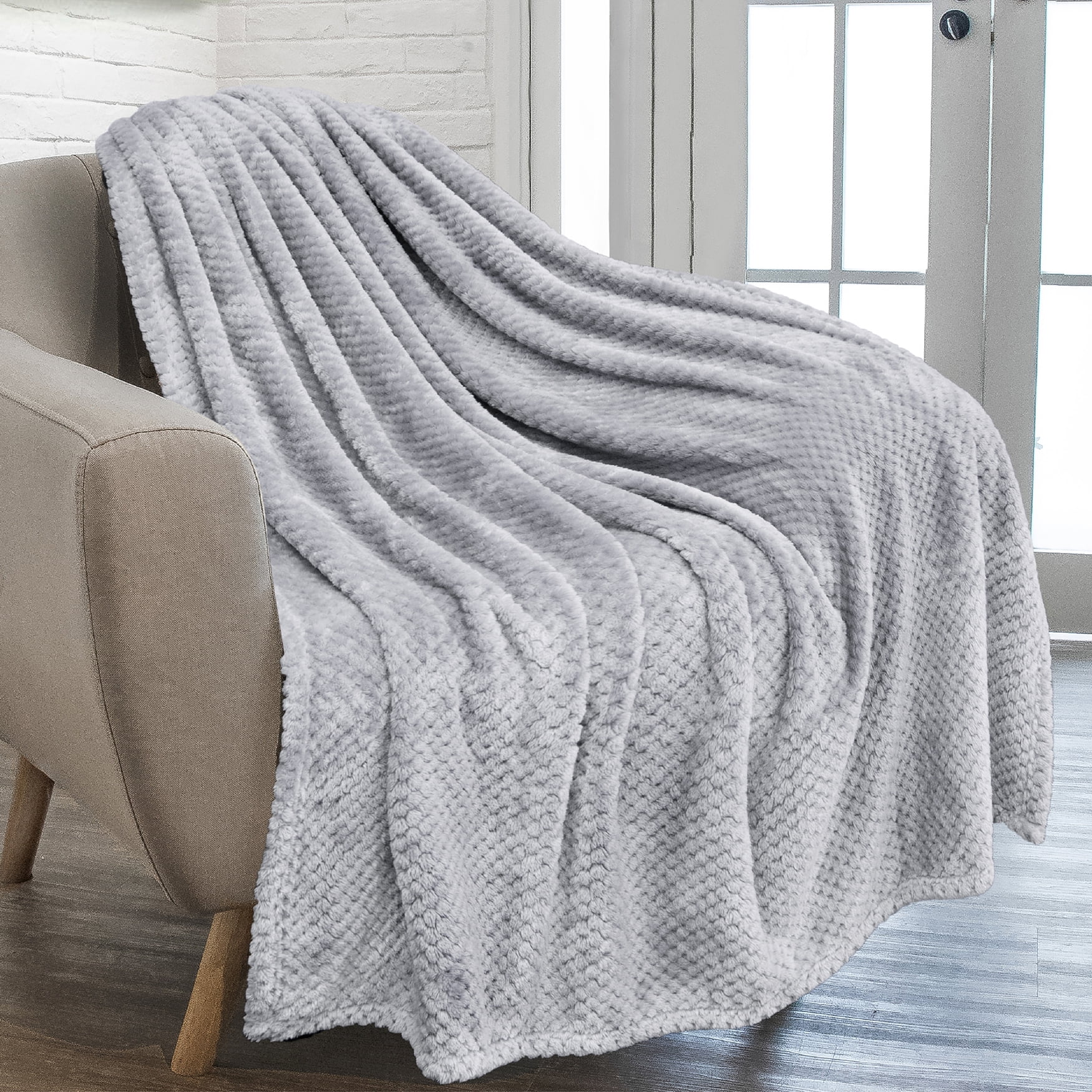 ,White Soft Throw Blanket,Wheat Spike Jacquard Coral Fleece Blanket Soft Lightweight Decorative Throw Blanket for Sofa Couch Bed and Living Room 50 X 63 Inch All Seasons 