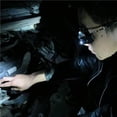 thumbnail image 4 of Yuarrent Linterna para anteojos, reparación de lectura, gafas inalámbricas, Clip en la luz, ajustable, fijación al aire libre, tapa de Iluminación y accesorios, 4 of 6