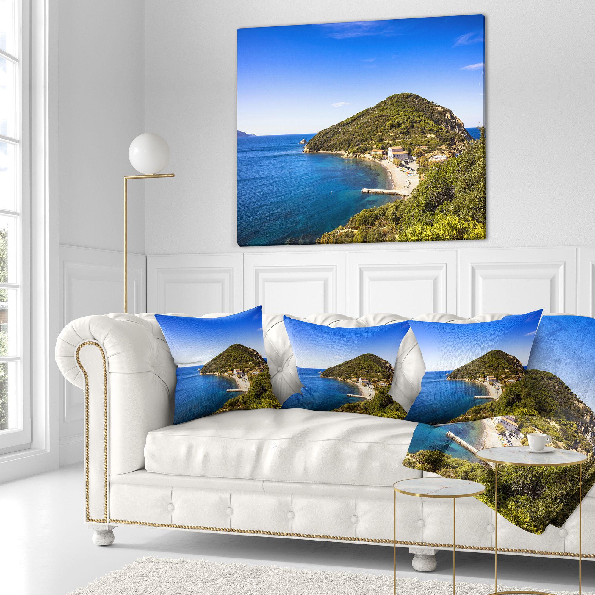 Designart Blue Seashore at Elba Island - Seashore Throw Pillow - 18x18