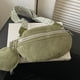 thumbnail image 4 of Bolso de pecho de ante Bolso bandolera informal y suave para mujer, bolso de ante en el pecho que combina con todos los conjuntos (verde), 4 of 8