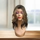 thumbnail image 1 of Maniquí de cabeza de peluca Yinane Rosa Soporte de exhibición de maniquí, 1 of 8