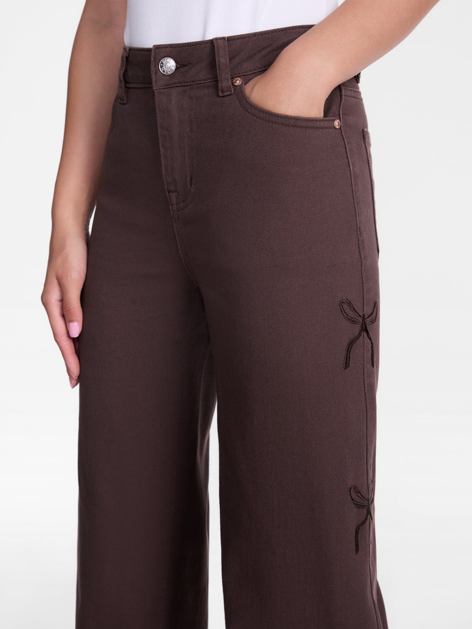 Madden NYC Women’s Ultra 90's Jeans with Bow Embroidery, 32'' Inseam, Sizes 00-18