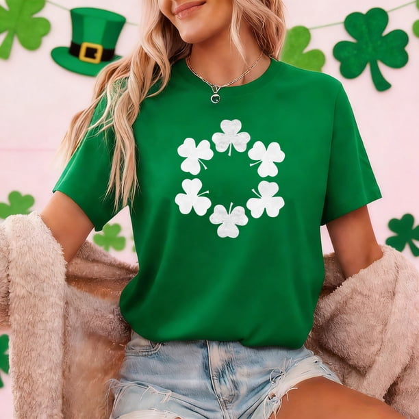 TaTaai Women's St. Patrick's Day Themed Print Round Neck Short Sleeve T-Shirts Casual Fashion Lightweight Soft Tops Comfortable Tees for Daily Vacation Work Wear Gift