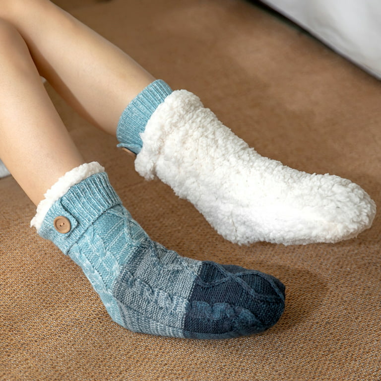 D-GROEE Women's Winter Fuzzy Warm Cozy Sherpa Lined Slipper Socks with  Grippers, Non Slip Super Soft Thick Floor Sock