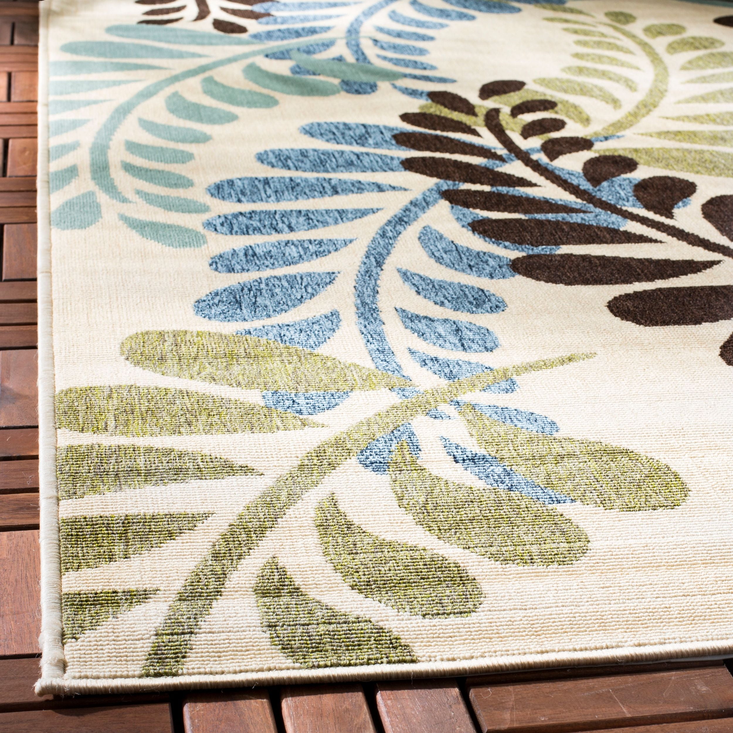 SAFAVIEH Veranda Earleen Floral Indoor/Outdoor Area Rug, 6'7" x 6'7" Square, Cream/Aqua