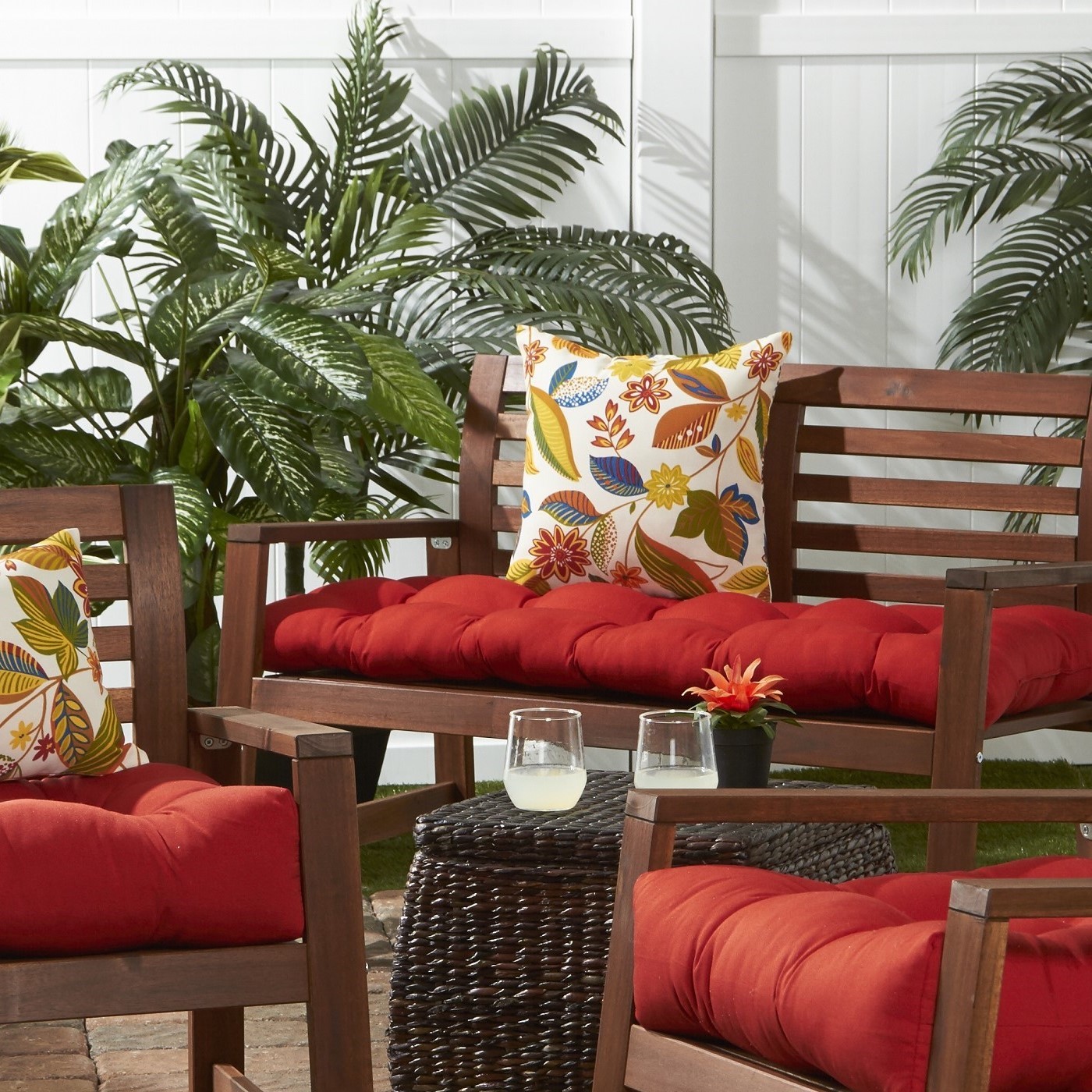 Greendale Home Fashions 17'' x 17'' Reversible Outdoor Throw Pillow, Set of 2, Esprit Floral