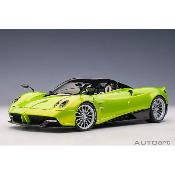 Pagani Huayra Roadster Verde Firenze Green Metallic and Carbon with Luggage Set 1/18 Model Car by Autoart