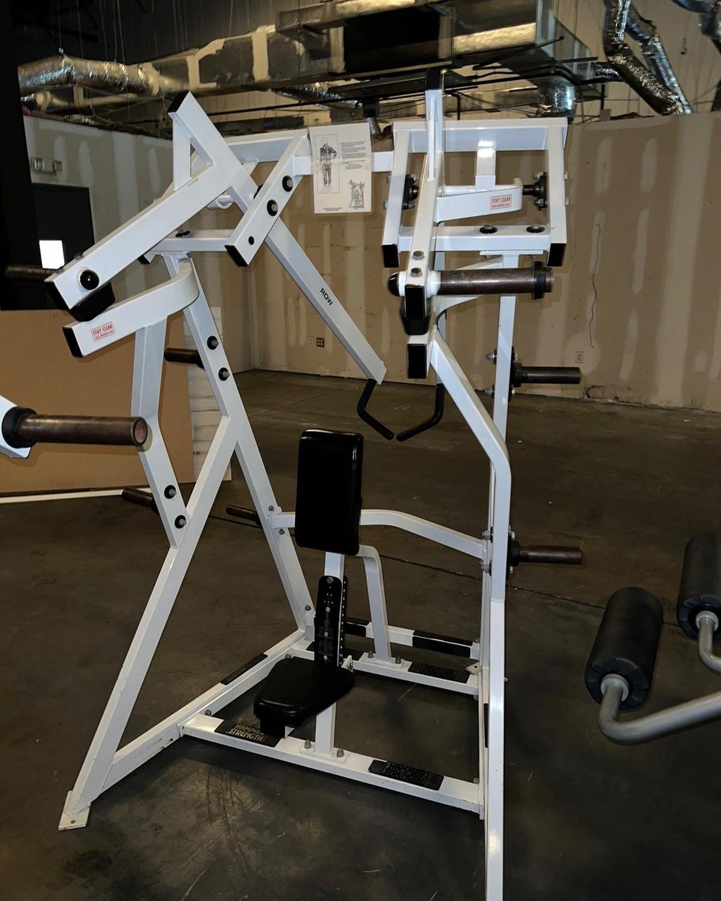 Hammer Strength Plate Loaded Low Row