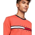 thumbnail image 3 of Camiseta Tommy Hilfiger de manga corta con estampado de rayas exclusivas para hombre, 3 of 5