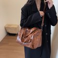 thumbnail image 2 of 1011 Bolso Bandolera Portátil Informal Gran Capacidad Cuero Suave Con Múltiples Bolsillos Retro Europeo Y Americano (marrón), 2 of 9