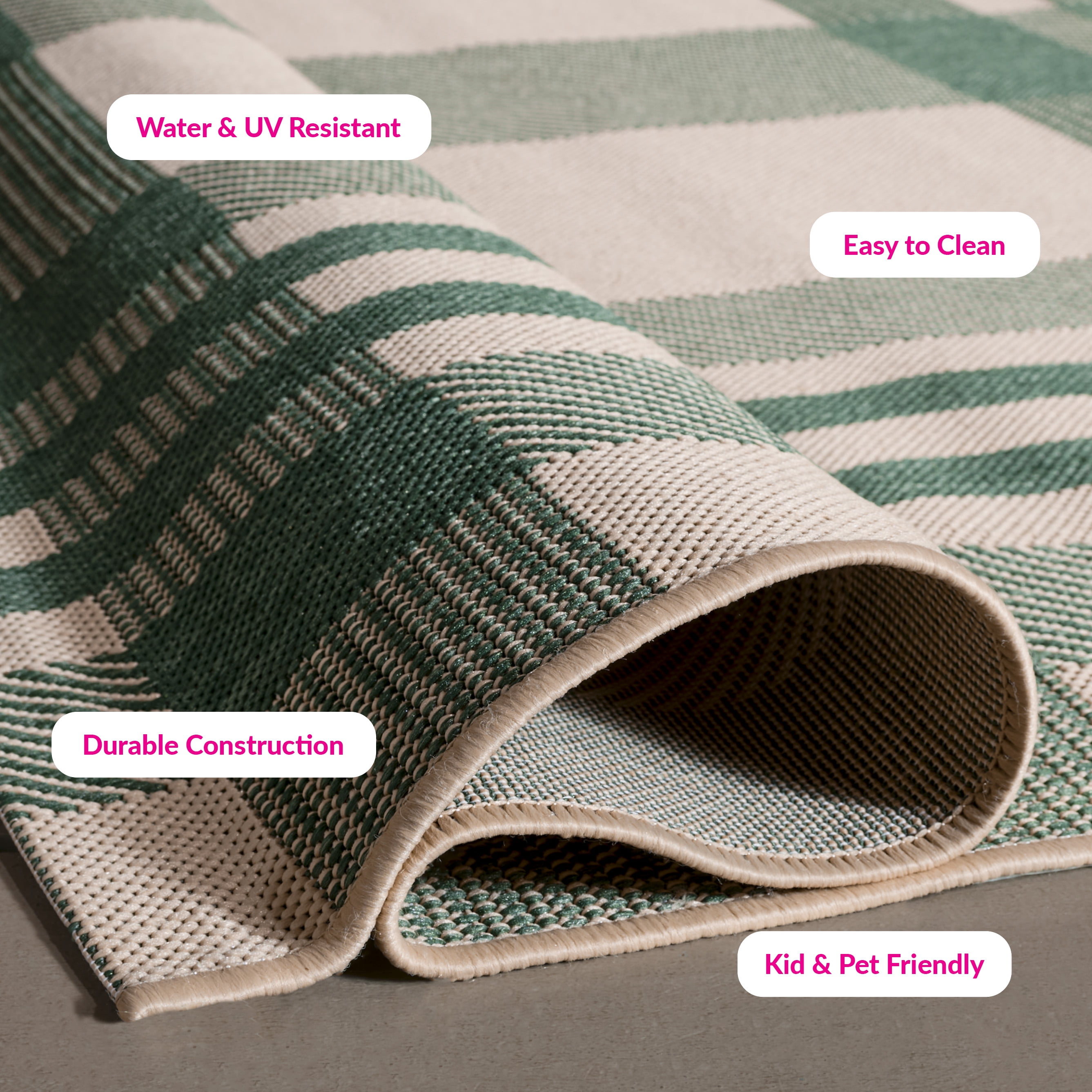 Safavieh Courtyard Benjamin Plaid Indoor/Outdoor Area Rug, Green/Beige, 4' x 5'7"