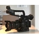 thumbnail image 2 of Paquete Canon EOS C100 Mark II con Lente EF 24-105 mm y Tarjeta de memoria de 128 Gb, 2 of 4