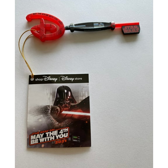 Disney Star Wars Day May the 4th Be With You 2021 Collectible Key New with Tag
