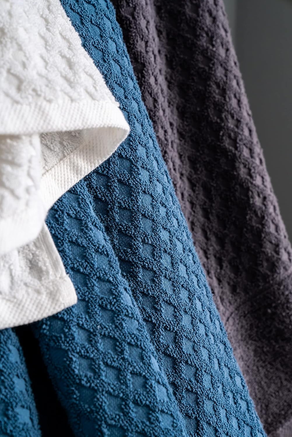 Simpli-Magic Plush Diamond Bath Towels 4 Pack