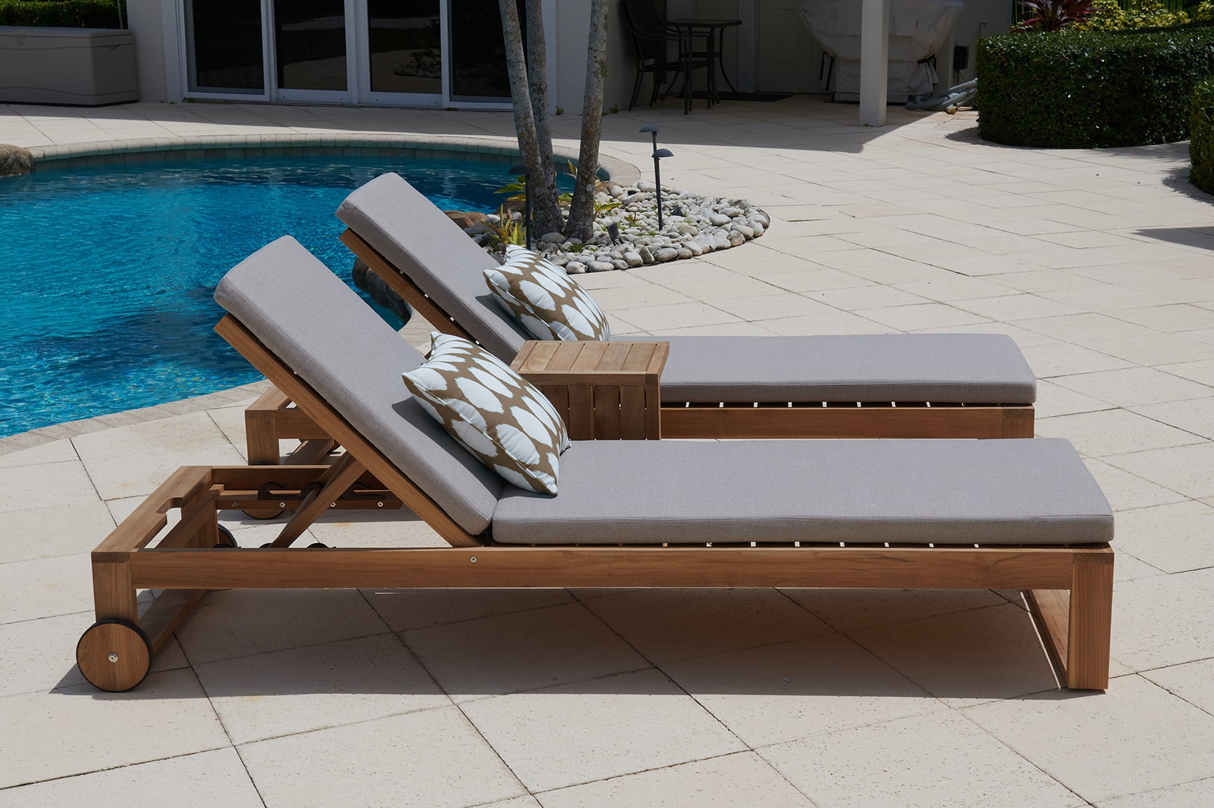Laguna Wood Combination Furniture – Patio Furniture Set with Sectional Set, Dining Set, and Chaise Lounge Set for Outdoor (16-Piece)