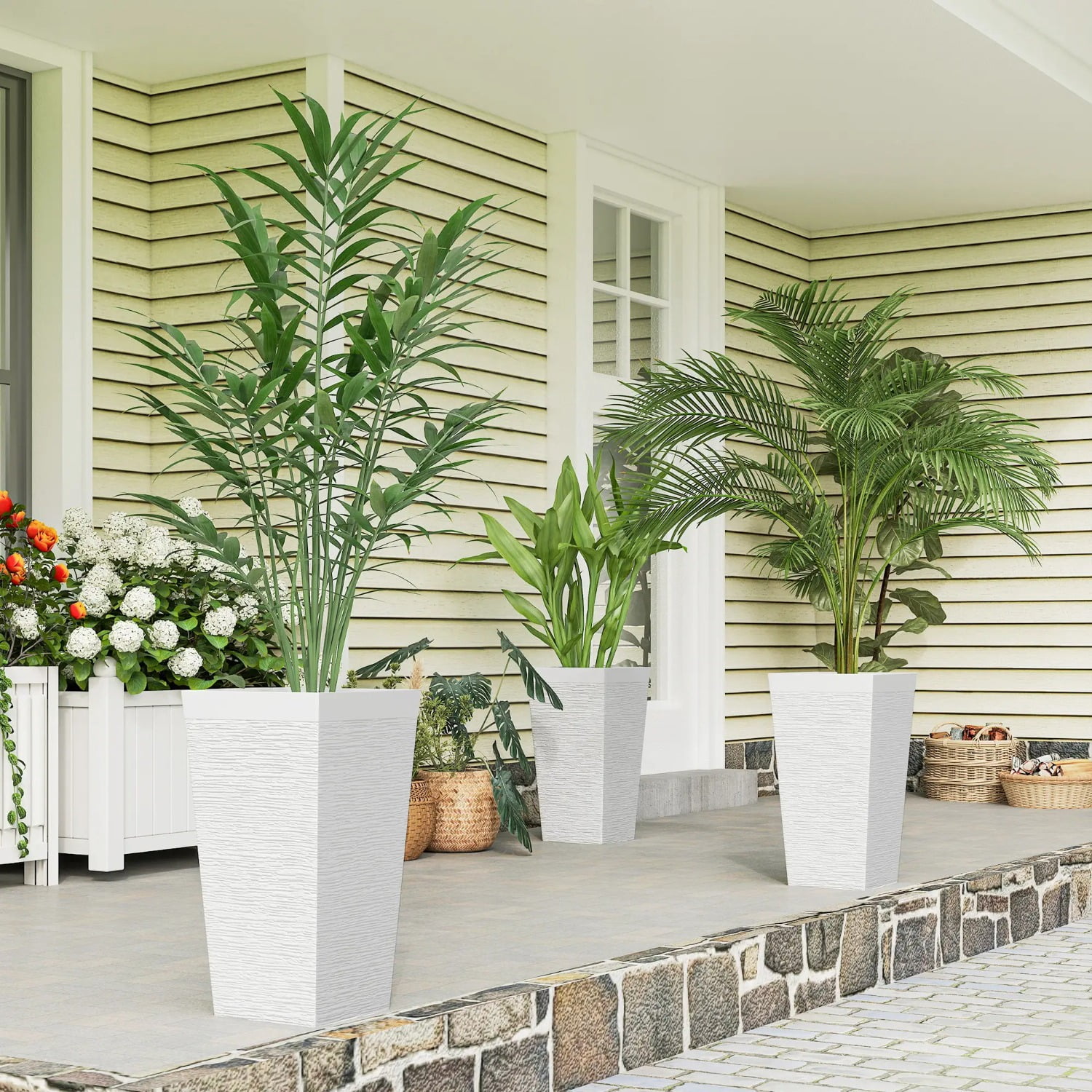 Set of 3 Plastic Flower Pots