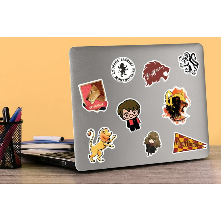 **CHOOSE YOUR SIZE** Harry Potter with Gryffindor Scarf Vinyl Sticker/Decal