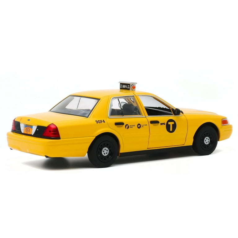Greenlight 84113 1-24 Scale 2008 Ford Crown Victoria NYC Taxi Yellow John  Wick Chapter 2 2017 Movie Diecast Model Car