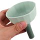 thumbnail image 3 of 1 juego de embudos de aceite de silicona multifuncionales para uso en la cocina Embudo de aceite plegable para llenar botellas pequeñas y cambiar aceite, 3 of 8