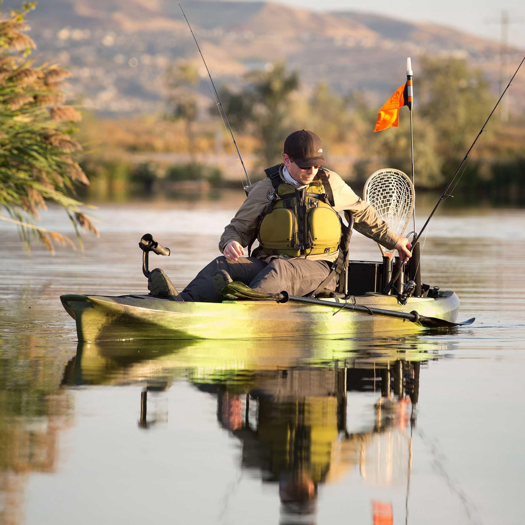 Lifetime Stealth Pro-Comfort Angler 11 ft 8 in Sit-On-Top Fishing Kayak, Gator Camo (90693)