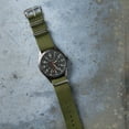thumbnail image 3 of Correa de reloj CHAO estilo NATO clásico de nailon verde 20 mm L245-260 mm, 3 of 4
