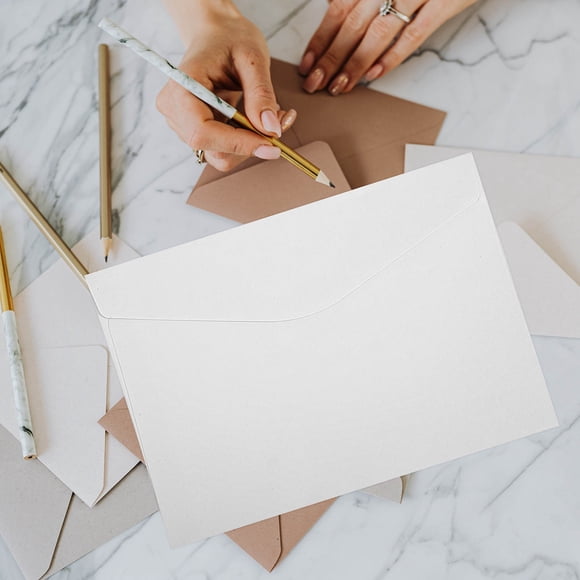 OULII 50Set Kraft Paper Envelopes for Students Graduation Announcements Decorative Effect