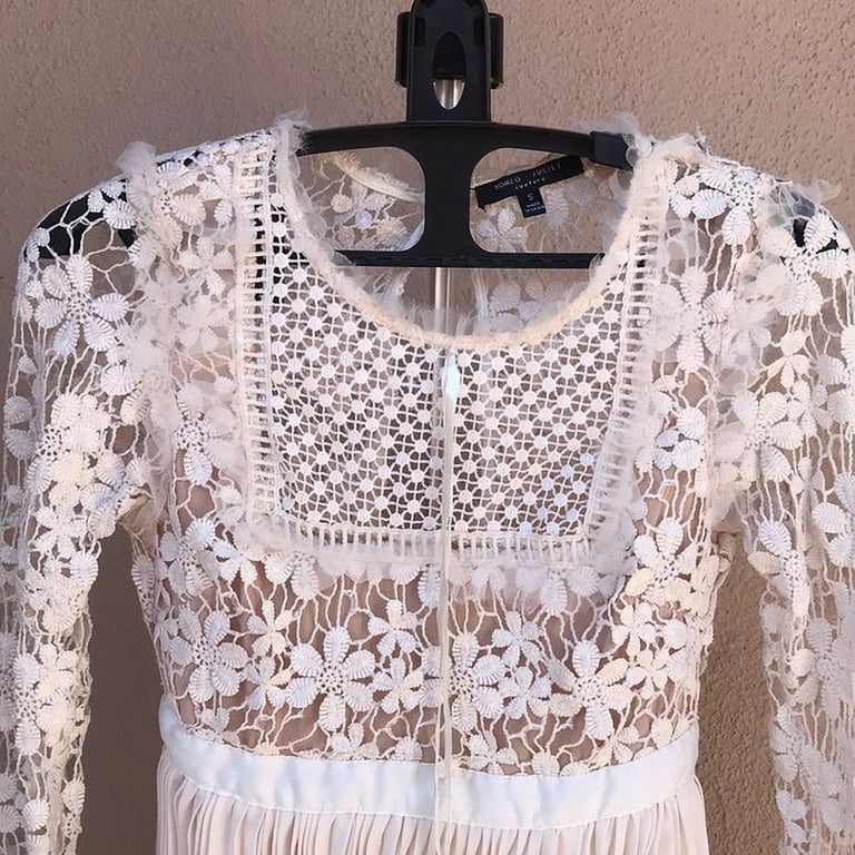 Romeo and Juliet CANVAS Women's Eyelet Lace Fit & Flare Mini Dress, S -  Walmart.com