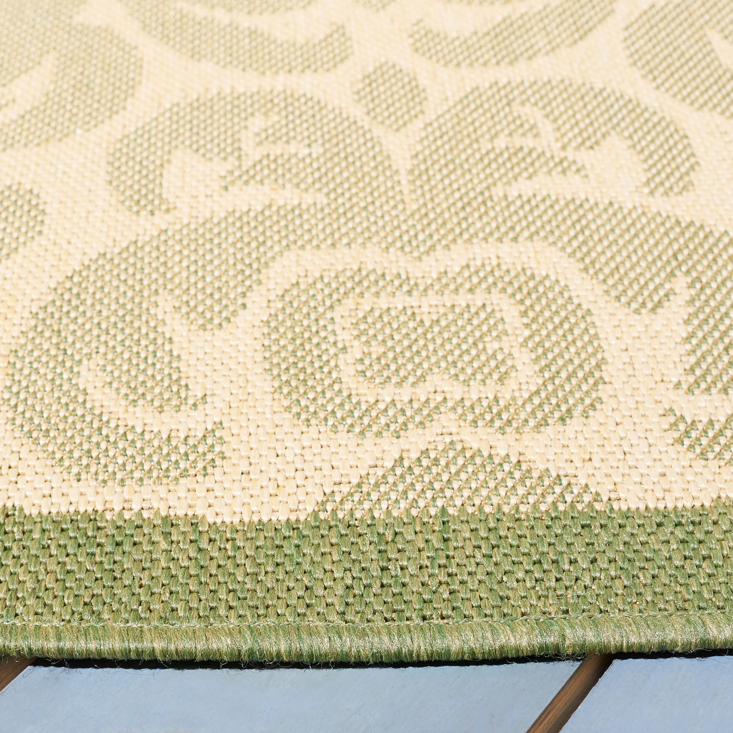 Safavieh Courtyard Jessie Damask Indoor/Outdoor Area Rug, Natural/Olive, 6'7" x 6'7" Round