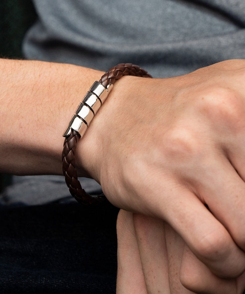 18th Birthday Vegan Leather Bracelet 18th Birthday Men’s Jewelry Gift Idea for Son Him Boys From Mom Mother Dad Father, 18th Birthday Gift for Son from Parents