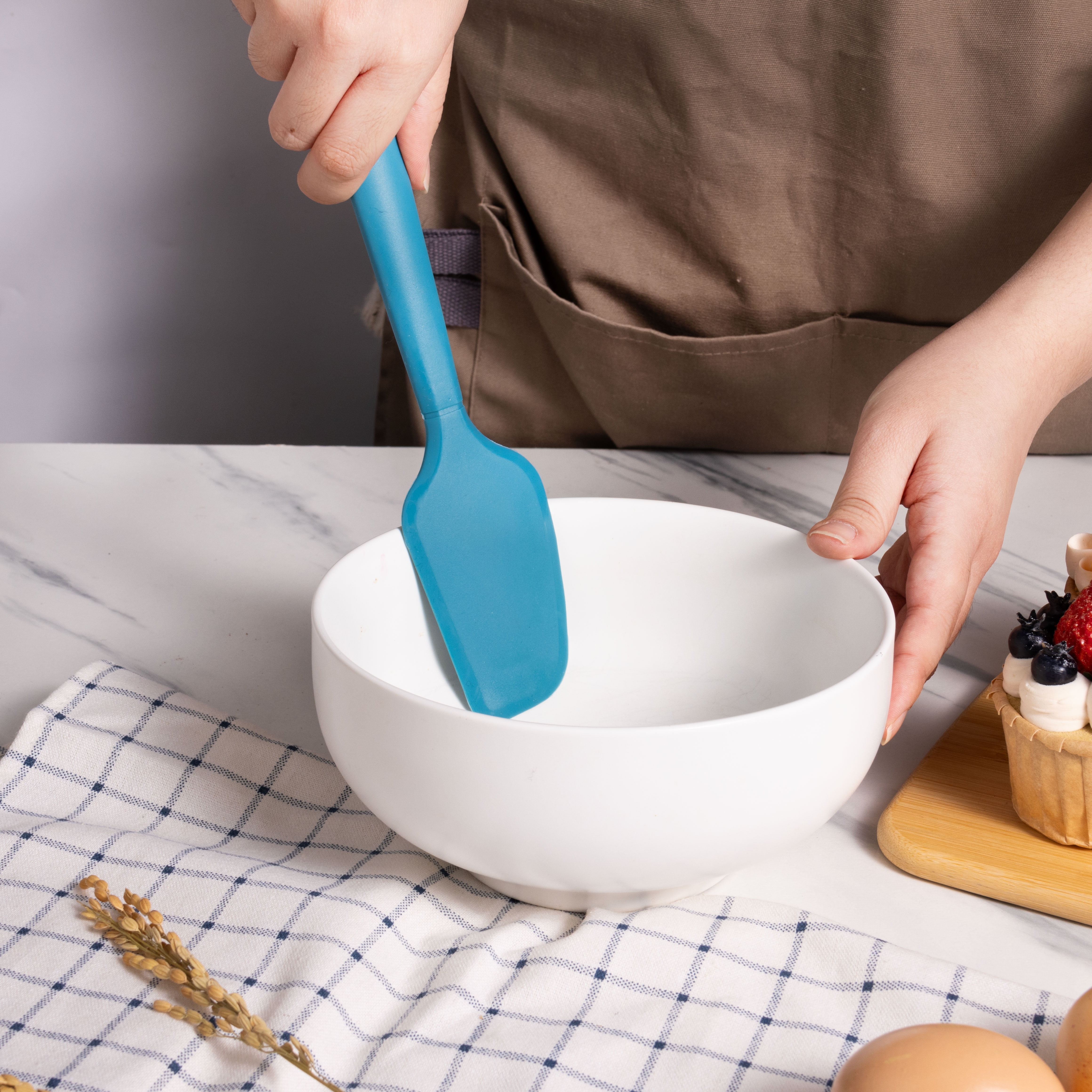 Mainstays Silicone Food- Grade Blue 10.55" L Kitchen Spatula